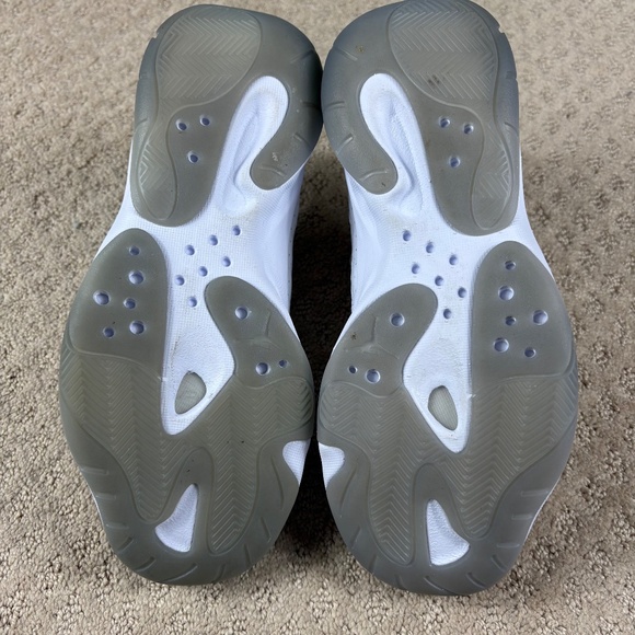 Air Jordan 11 CMFT Low - White/Cement Grey - Picture 7 of 9